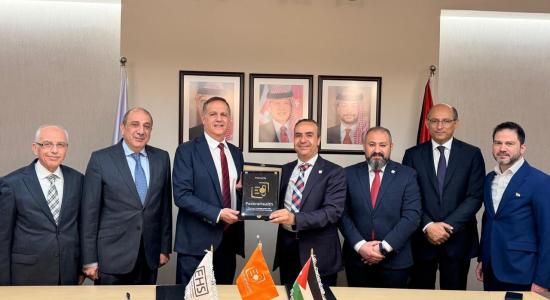 "الحوسبة الصحية" توقع اتفاقية استراتيجية مع PaxeraHealth لتعزيز حلول التصوير الطبي لبرنامج حكيم في القطاع الصحي العام "الحوسبة الصحية" توقع اتفاقية استراتيجية مع PaxeraHealth لتعزيز حلول التصوير الطبي لبرنامج حكيم في القطاع الصحي العام